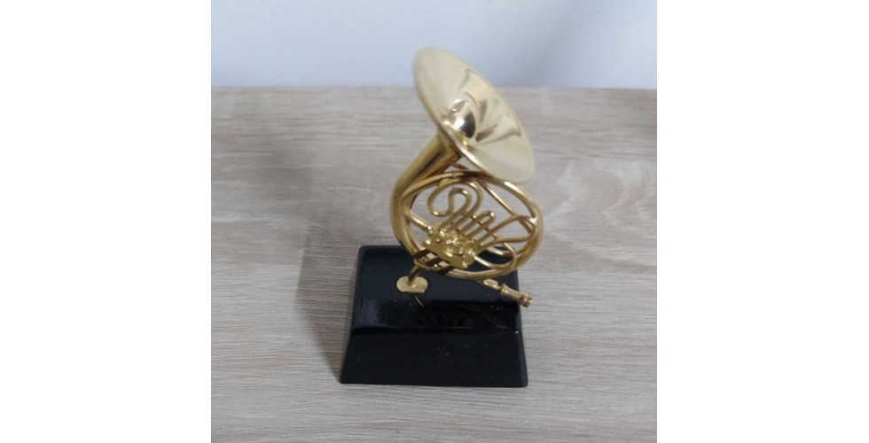 Miniature HORN on stand Vienna World